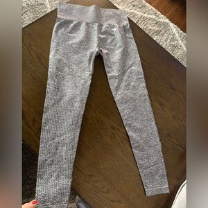 Gymshark Seamless Leggings • Gray Marl